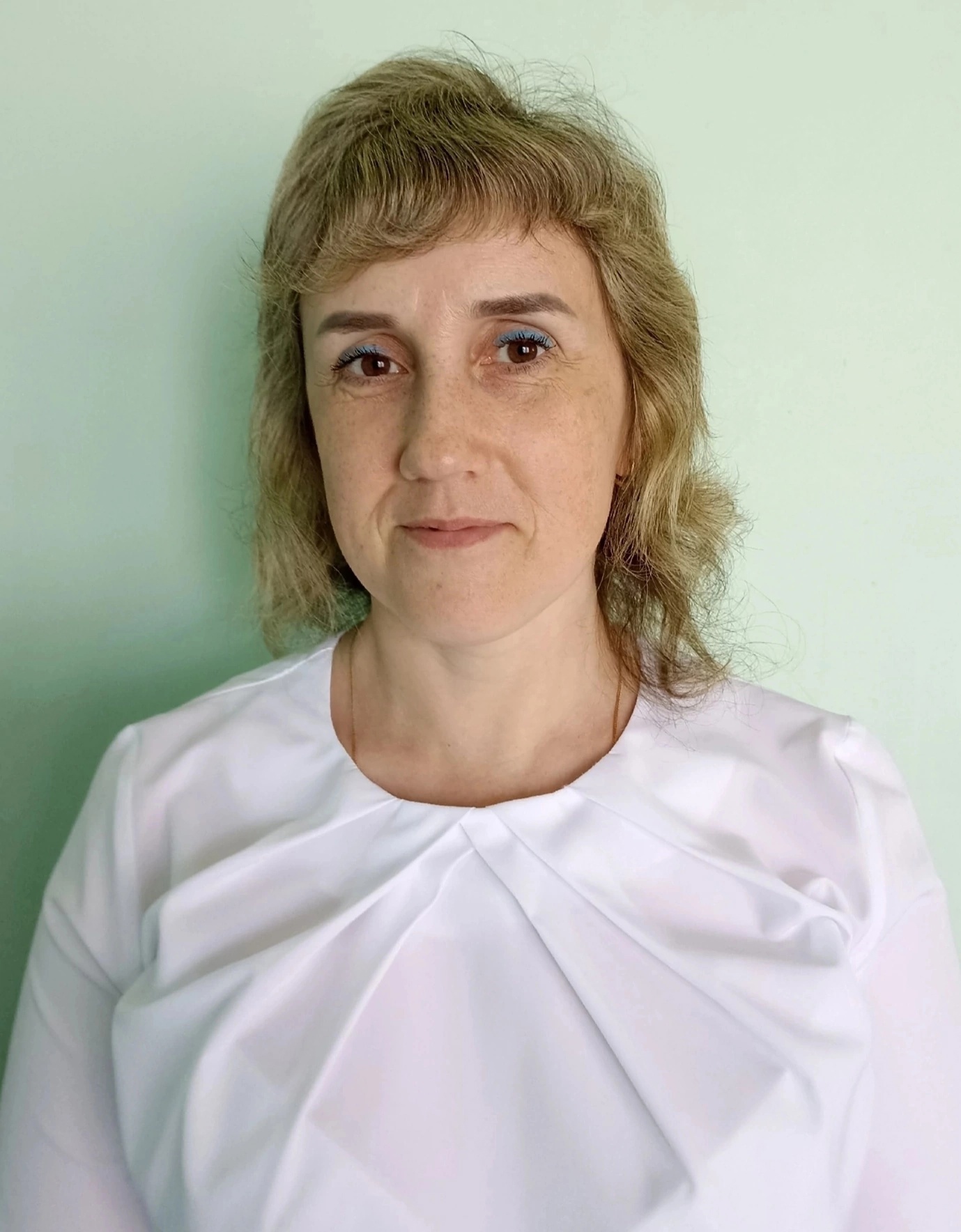 Музыкальный руководитель Елфимова Анна Валентиновна.